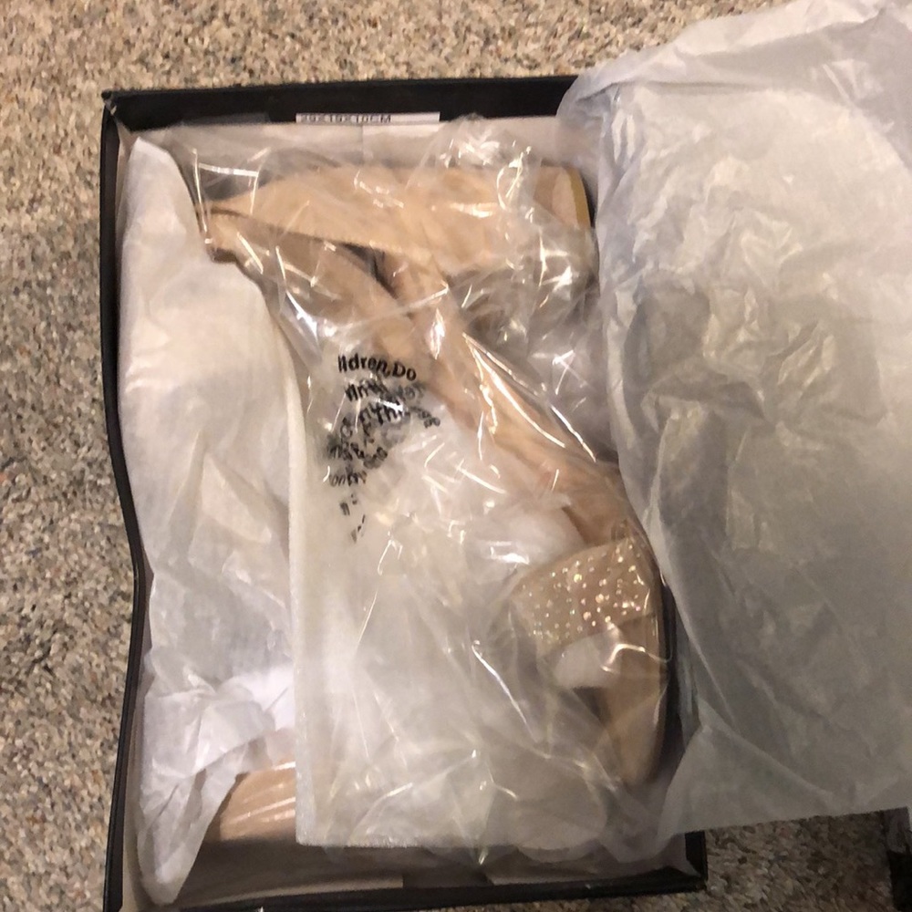 Donating 11/20/23 Make offer - Picture 7 of 8